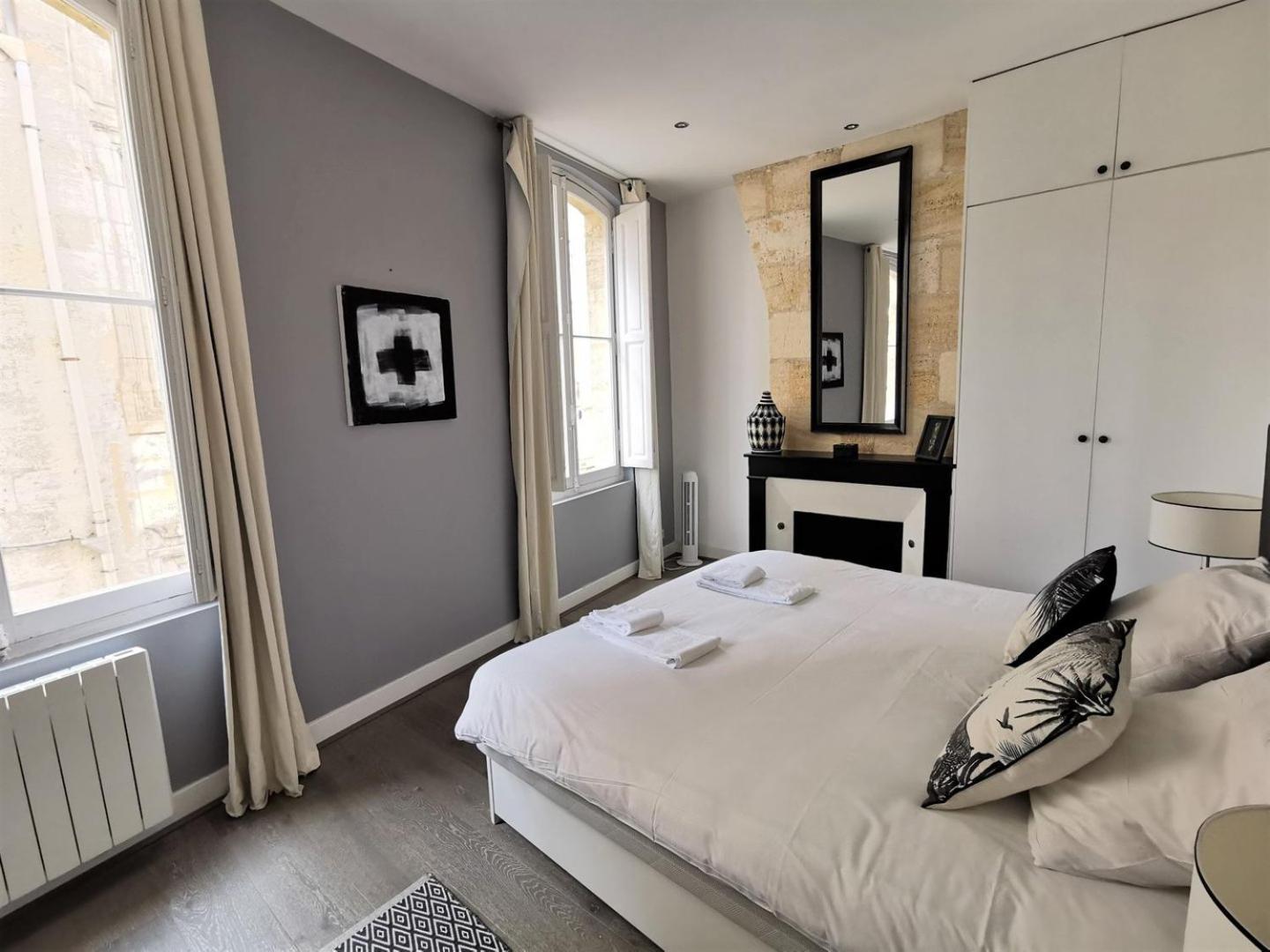 Very Nice Apartment Bordeaux Historical Center ภายนอก รูปภาพ